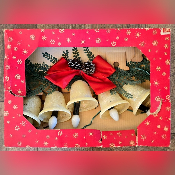 Ringalite Other - Vintage Ringalite Lighted Christmas Adorn Bells Swag Mica Glitter Original Box